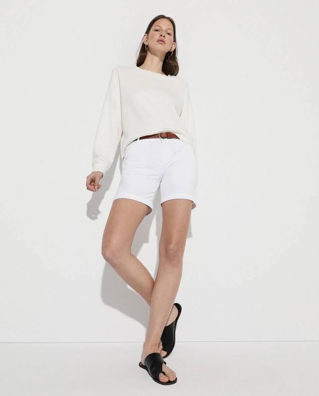 El Corte Inglés nos trae estas bermudas de la marca Easy Wear confeccionadas con algodón.