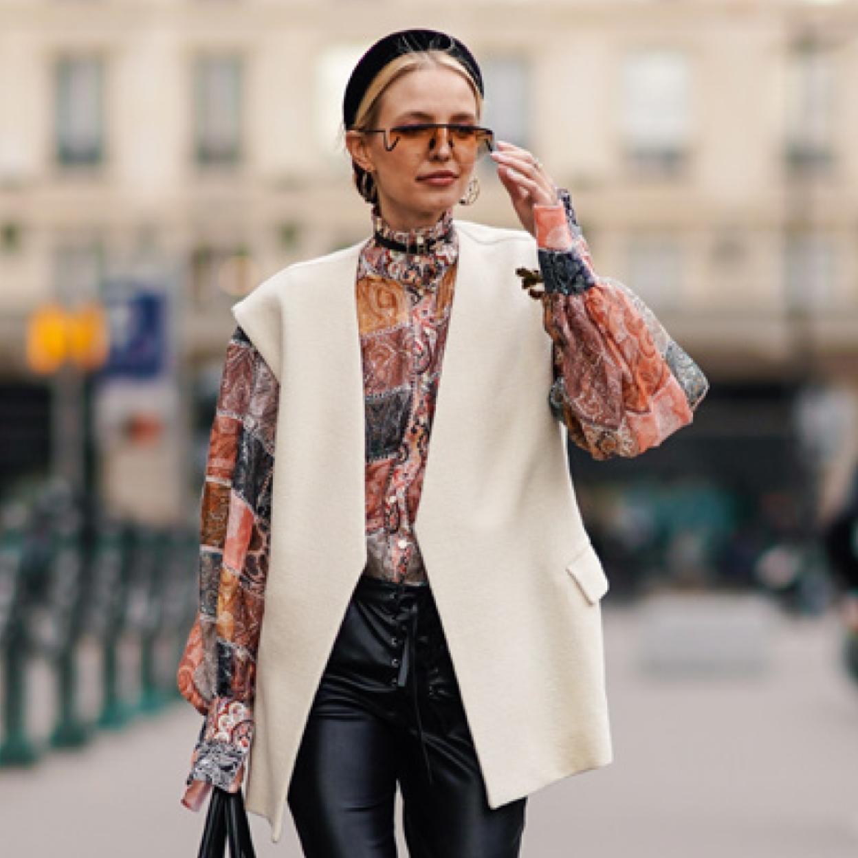 Este chaleco de Oysho es ultra elegante y rebajadísimo que sienta como un guante para ir a la oficina