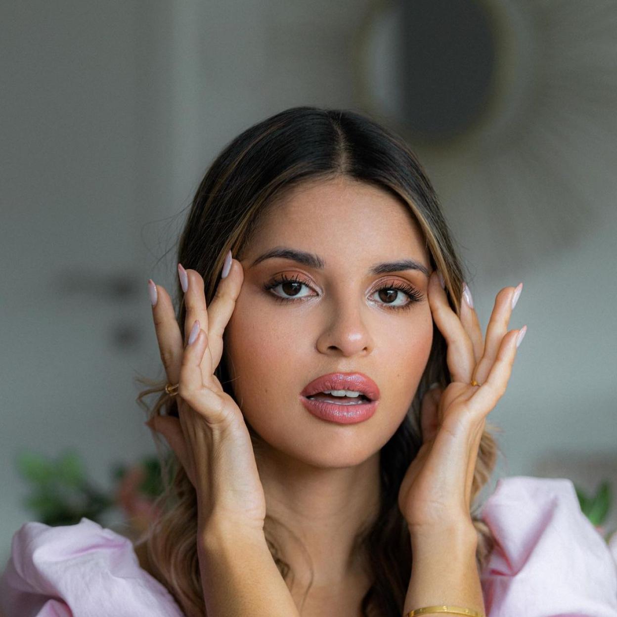 La crema con bakuchiol para el contorno de ojos que no para de tener buenas valoraciones porque elimina el efecto cara cansada