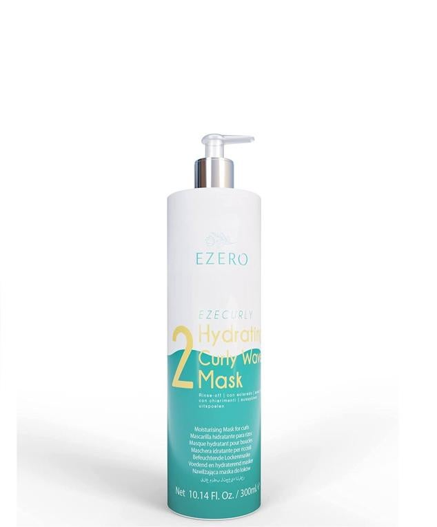 Ezecurly Hydrating Curly Wave Mask de Ezero hidrata, nutre, repara la fibra de queratina, protege, define y controla el encrespamiento. Esta mascarilla está formulada con extracto de romero energizante, hiedra, té verde, vitamina B5 y aceites de oliva, semilla de uva y menta, para combatir la sequedad, promover la luminosidad, la elasticidad y el crecimiento saludable. Cómpralo aquí
