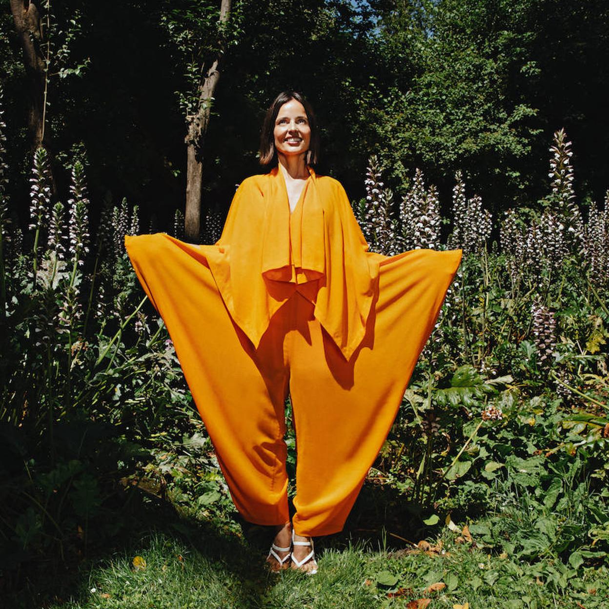 Estilismo: Sandra Muñoz. Maquillaje y peluquería: Paula Soroa (TEN Agency) Asistente de estilismo: Cristina Moyano.