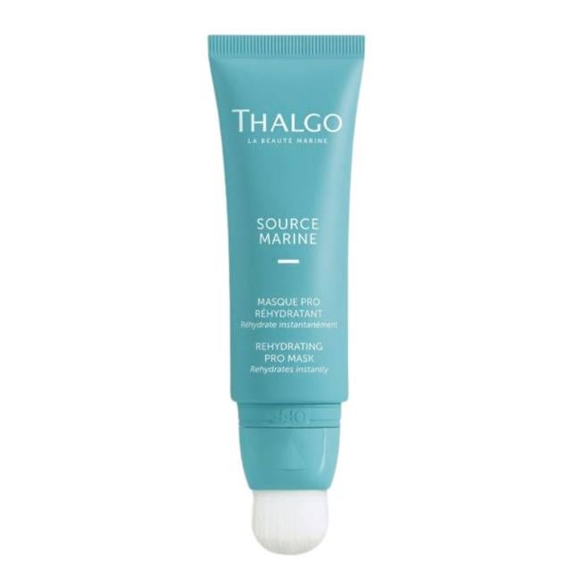 Source Marine Rehydrating Pro Mask de Thalgo devuelve el volumen, corrige la fatiga, rejuvenece, contornea, aumenta la flexibilidad, hidrata y suaviza para transformar la tez agobiada por el calor, deshidratada y cansada. Es una fórmula rica en magnesio marino, ácido hialurónico, aceites vegetales, vitamina E, aloe vera y algas. Recupera el confort en la piel, además con una sensación refrescante. Cómpralo aquí