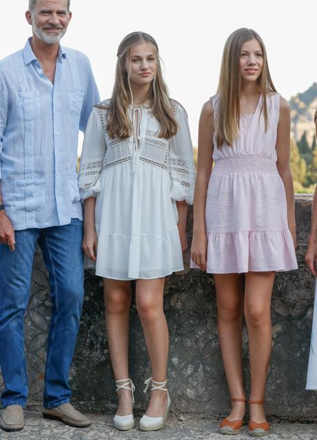 Imagen - El rey Felipe, la princesa Leonor y la infanta Sofía. / GTRES