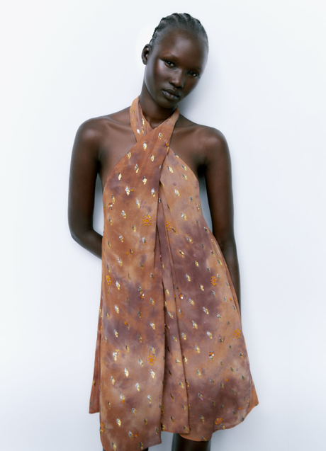 Imagen - Vestido boho de Zara Limited Edition con cuello halter.