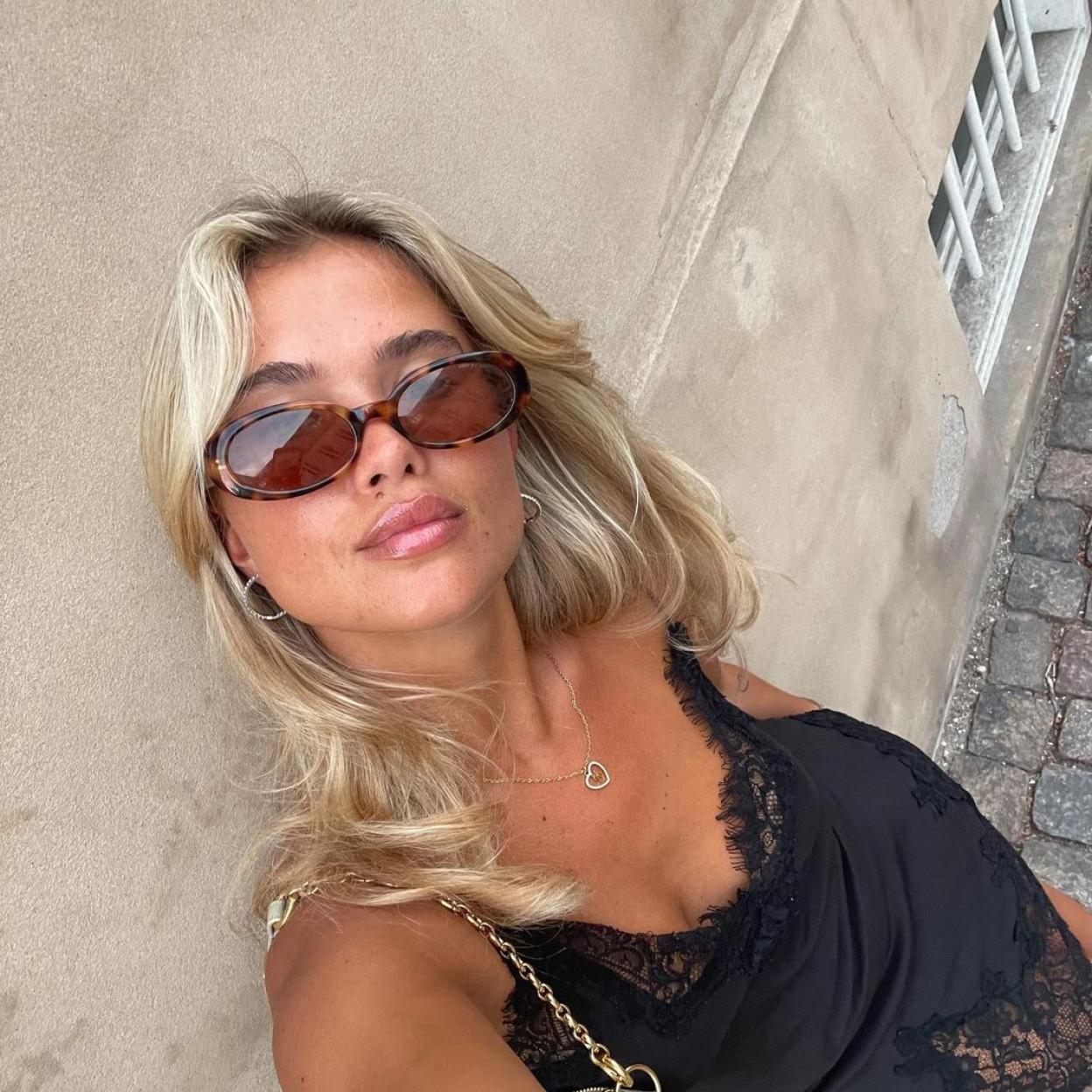 Este nuevo aceite viral deja un aspecto muy natural en los labios