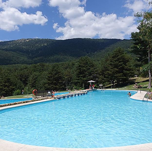 Las Berceas de Cercedilla son unas piscinas naturales perfectas para ir en familia y disfrutar de una tarde de verano.