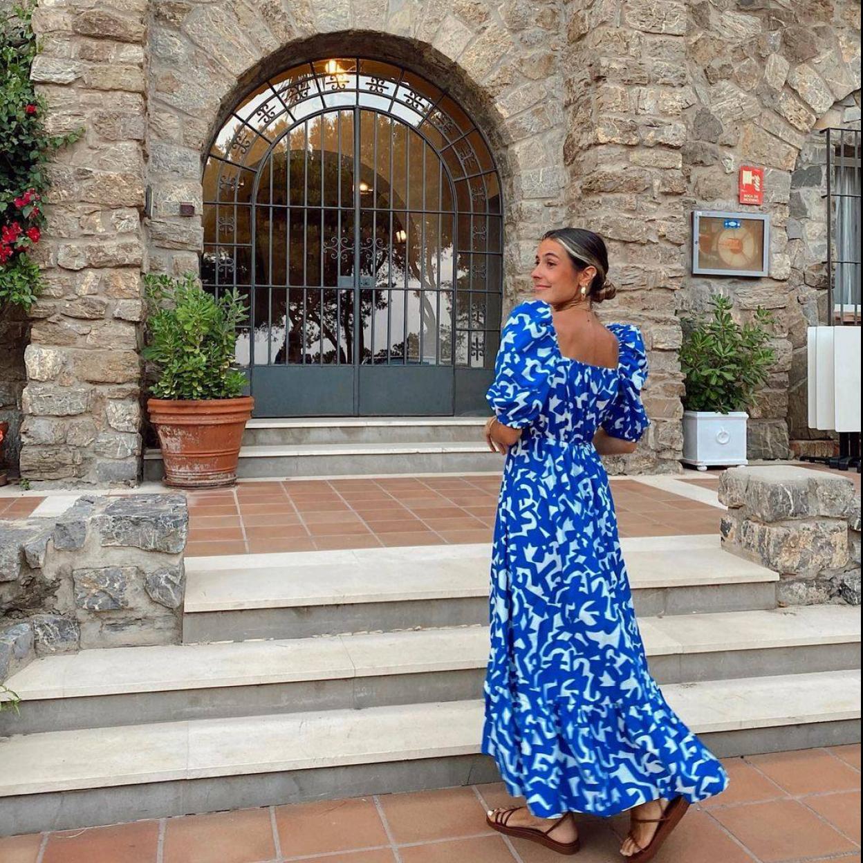 El romántico maxi vestido más bonito y favorecedor del verano que tienes que comprar super rebajado