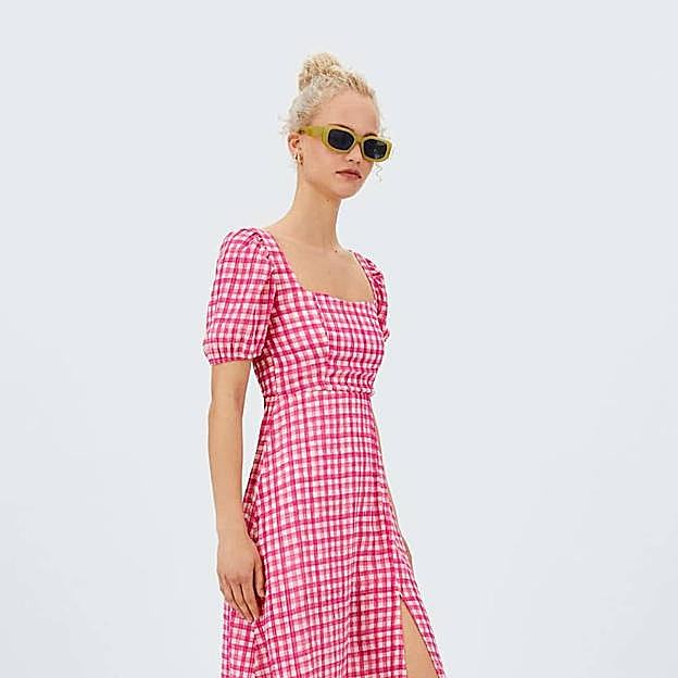 Imagen principal - Aprovecha las rebajas para hacerte con el vestido por muy poco dinero