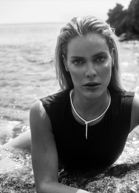 Imagen - Bañador de Eres y collar Serpenti Viper de Bulgari. Foto: Jonathan Segade. 