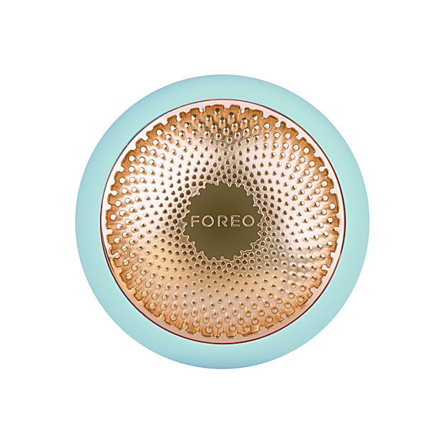 Dispositivo Foreo Ufo 2 que combina técnicas de crioterapia con termoterapia.