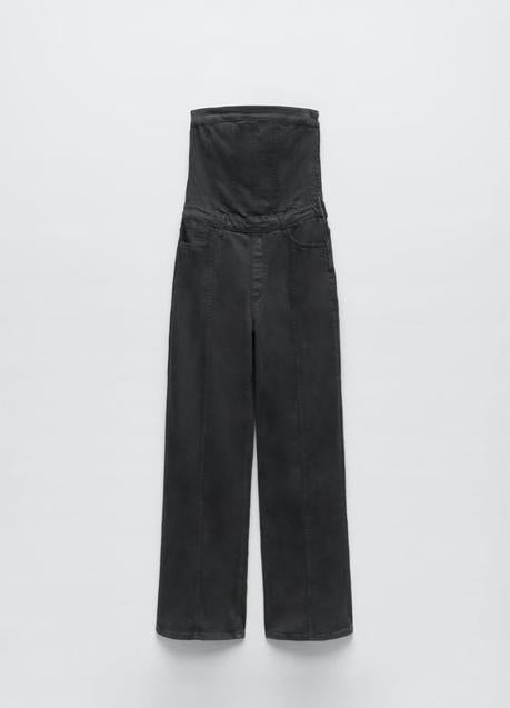 Imagen - El mono vaquero de Zara es gris oscuro.