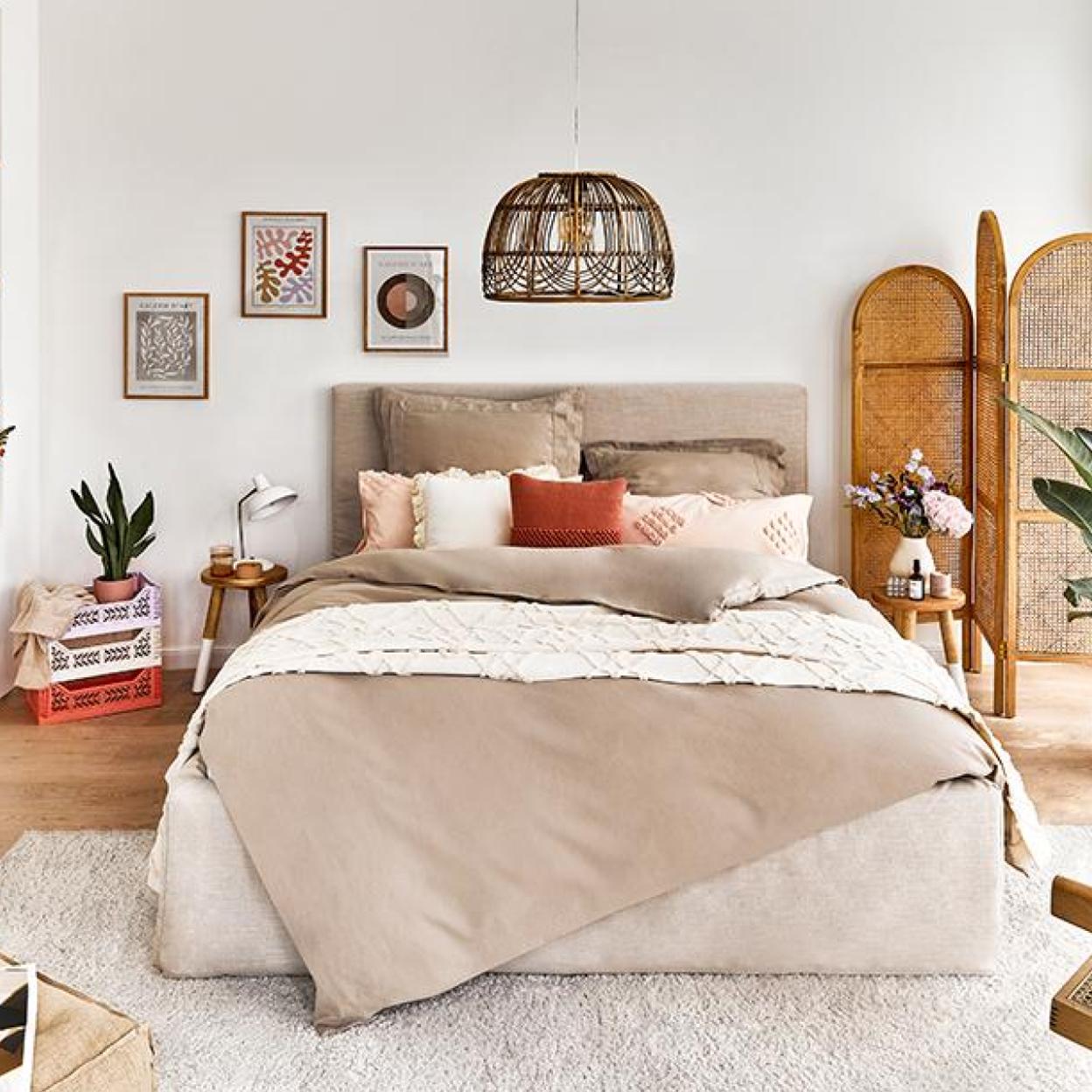 El estilo boho vuelve a estar de moda y se convierte en la tendencia por excelencia de este otoño.