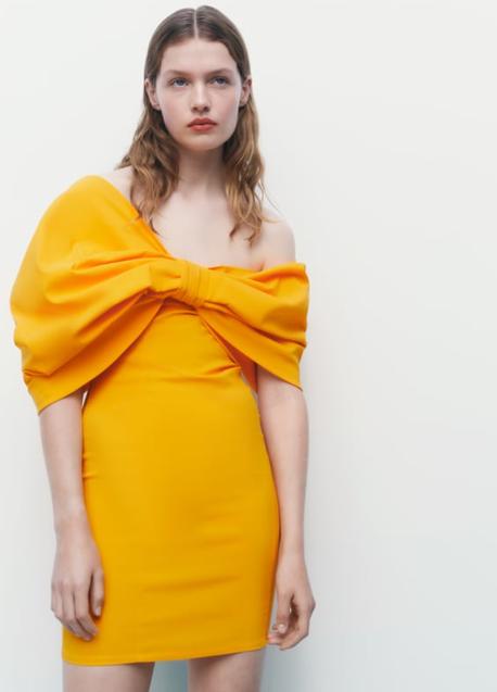 Imagen - Vestido amarillo de Zara.