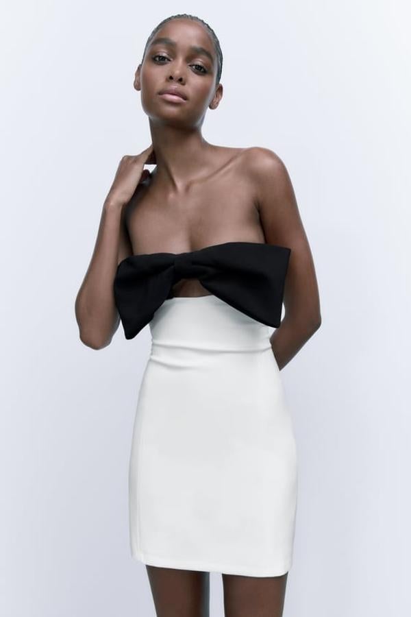 Vestido de Zara (39,95 euros).