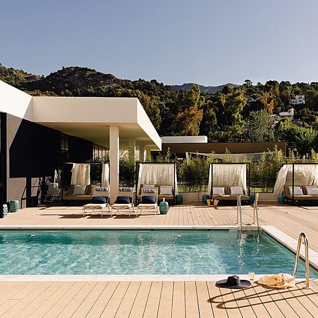 Una de las piscinas del Magna Marbella.