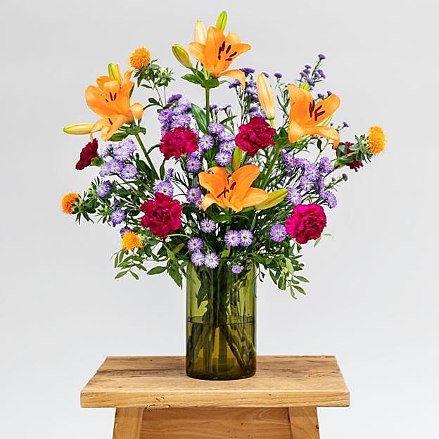 Las flores coloridas son muy alegres y suman diseño a toda habitación.