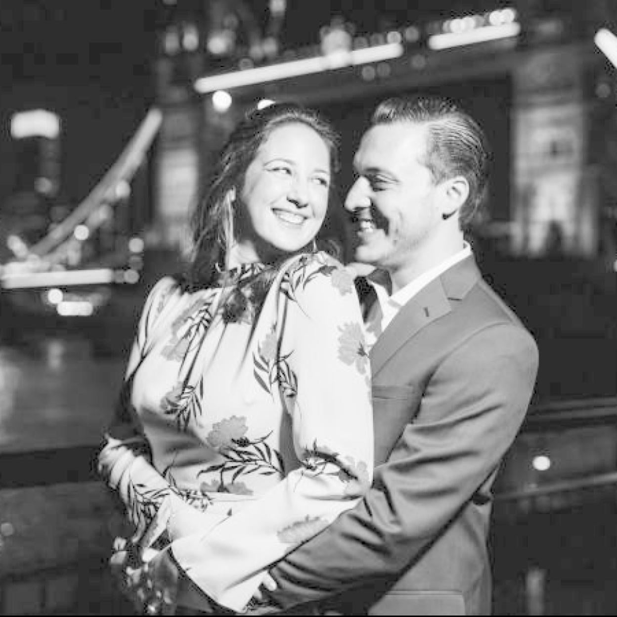 Theodora de Grecia y su prometido, Matthew Kumar.