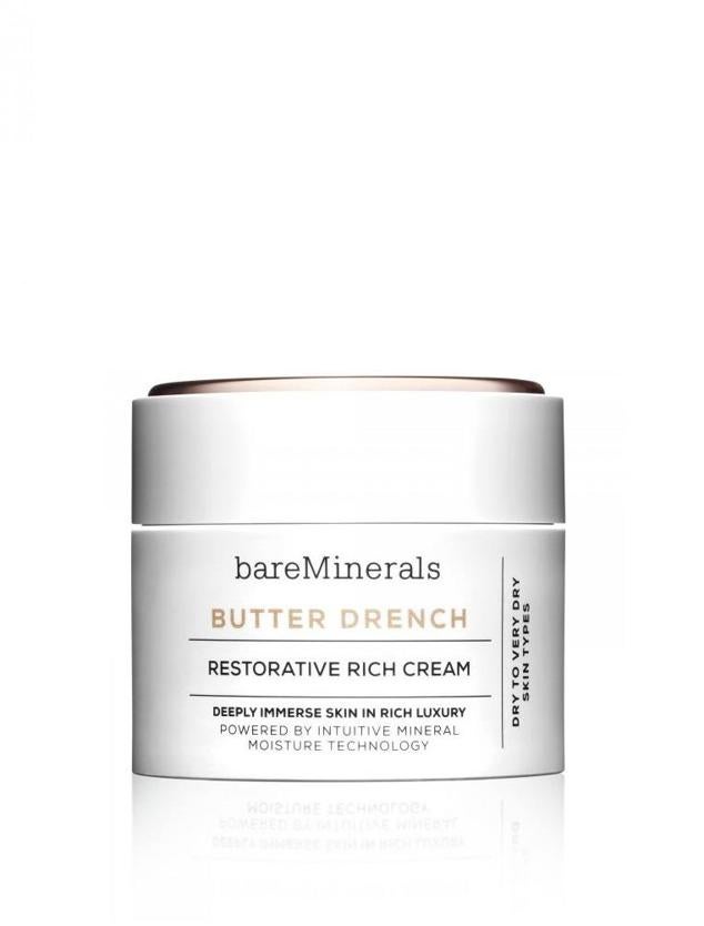 Butter Drench Restorative Rich Cream de BareMinerals es una untuosa crema formulada con la tecnología Intuitive Mineral Moisture™ y extractos botánicos que restauran la hidratación, redensifican, tersan y mejoran la firmeza de la piel. Está enriquecida con péptidos antiedad, ceramidas, aminoácidos, ácido hialurónico, extracto de algas y manteca de karité. Cómpralo aquí