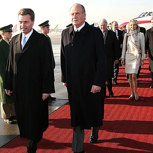 Su primer amor, una celebrity casada y la mujer por la que quiso divorciarse de la reina Sofía: las amantes que traicionaron al rey Juan Carlos