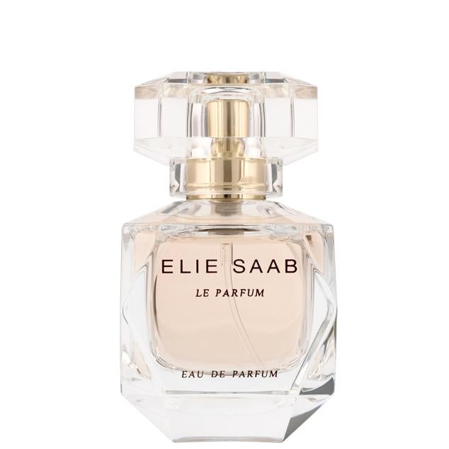 Este perfume es una mezcla de mandarina con una infusión de gardenia y notas de cedro. Un perfume exclusivo para tus momentos más especiales. Es de Elie Saab. Precio: 57 €.