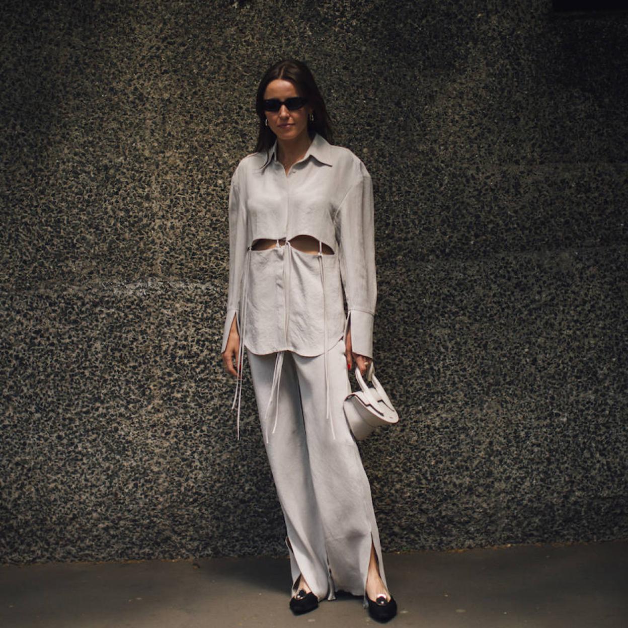 No hay excusa para no contar con un pantalón cut-out en tu armario de otoño