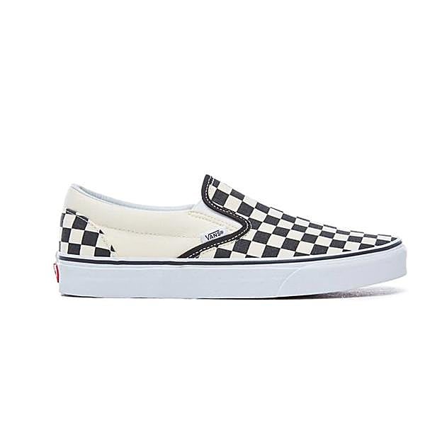 Zapatillas casual unisex U Classic Slip-On Vans disponible en El Corte Inglés (75 euros).