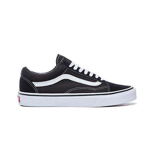 Zapatillas casual unisex U Old Skool Vans disponible en El Corte Inglés (79,95 euros).