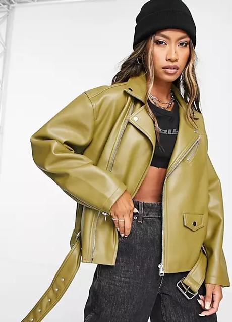 Imagen - Cazadora oversize en verde oliva de Asos. Foto: Asos.
