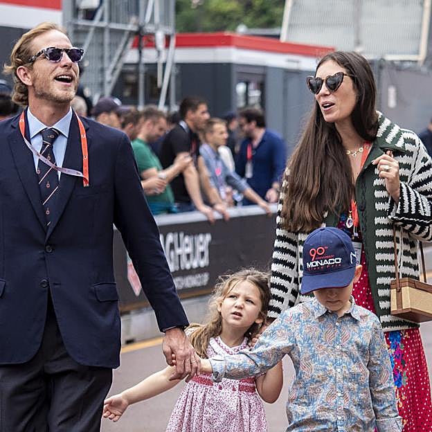 Así fue la boda blindada de Andrea Casiraghi y Tatiana Santo Domingo: con cerveza, fotos prohibidas, Carolina de Mónaco convertida en abuela (y la ausencia de todas las casas reales europeas)