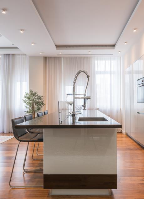 Imagen - Las cocinas con isla también funcionan para grandes familias.