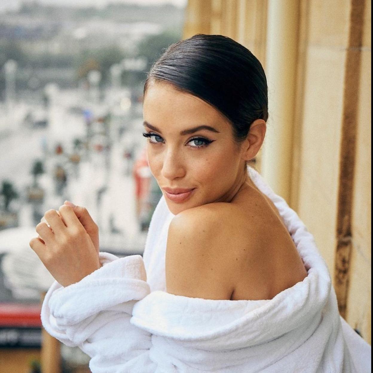 Mini bob: así es el cambio de look más favorecedor de María Pedraza