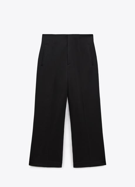 Imagen - Pantalón de traje en negro de Zara. Foto: Zara.