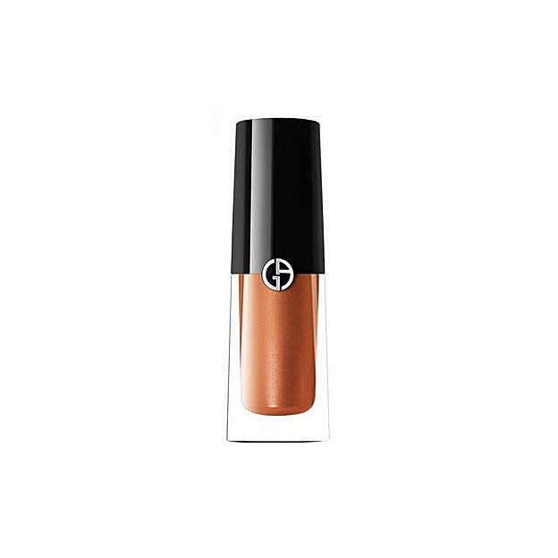 Sombra de ojos líquida Eye Tint Renovation Fusion de Giorgio Armani.