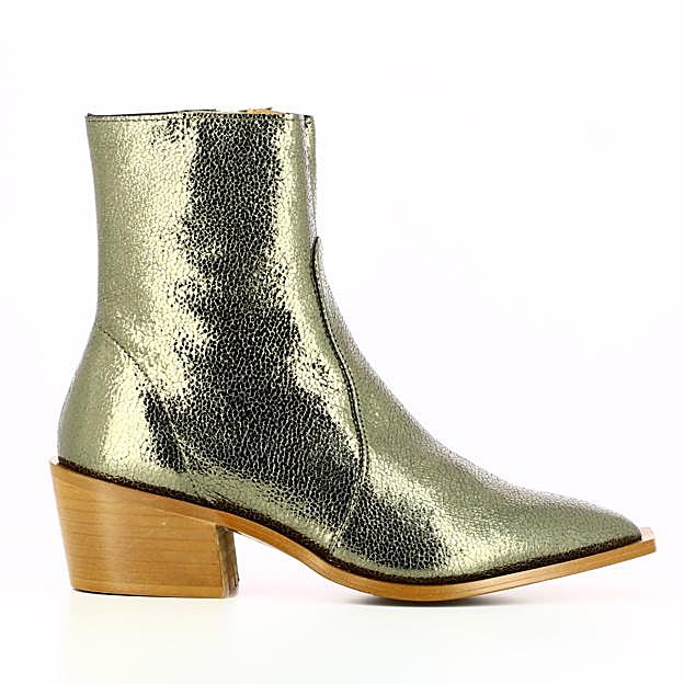 Botines metalizados de Bellahari, 65€.