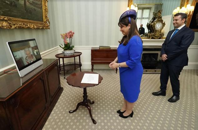 La agencia de la monarca sufrió diversos cambios por culpa de la COVID-19, entre ellos sus audiencias, que pasaron a ser virtuales.