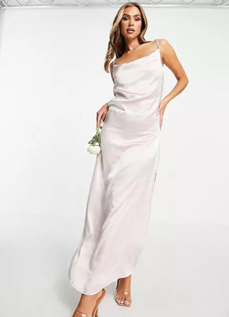 Imagen - Vestido lencero de ASOS en color champán. 