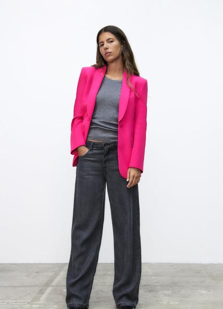 Imagen - Blazer rosa de Zara.