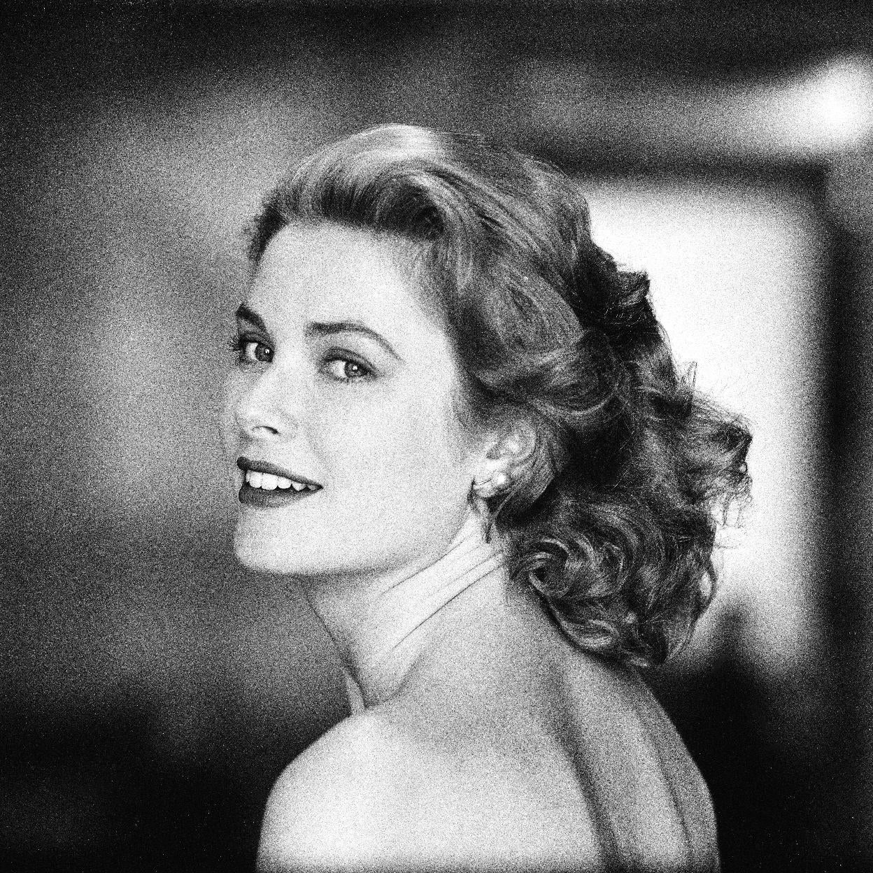 Grace Kelly pasó de ser una actriz muy reconocida a la princesa de Mónaco.