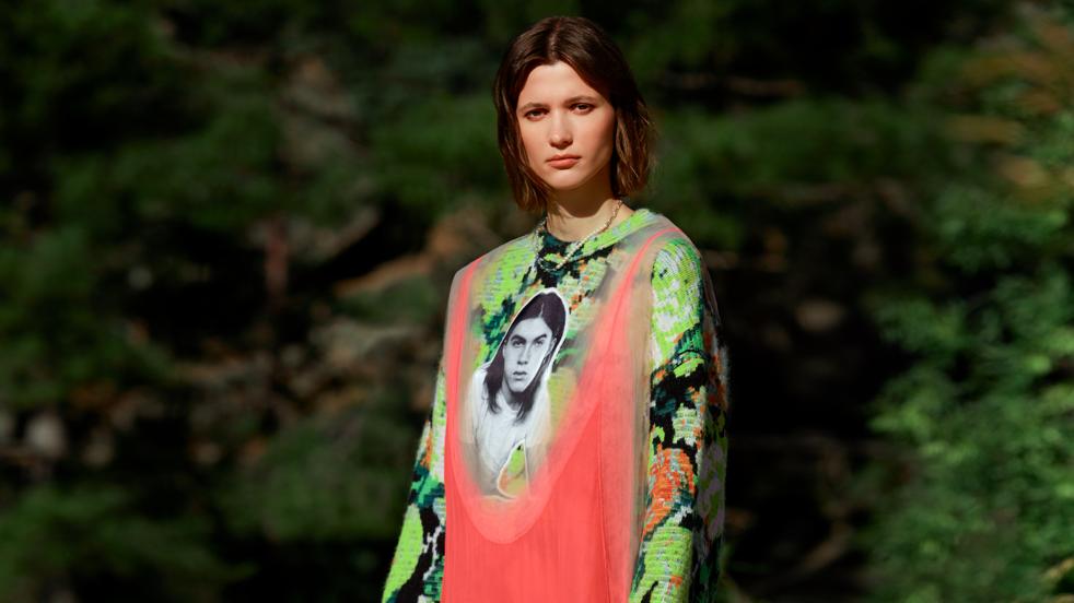 Vuelven las prendas de lujo con camisas, chaquetas y cazadoras de punto grueso.