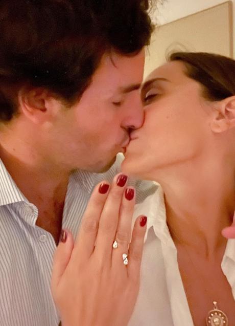 Imagen - Tamara Falcó e Íñigo Onieva, en una imagen de Instagram del anuncio de su compromiso.