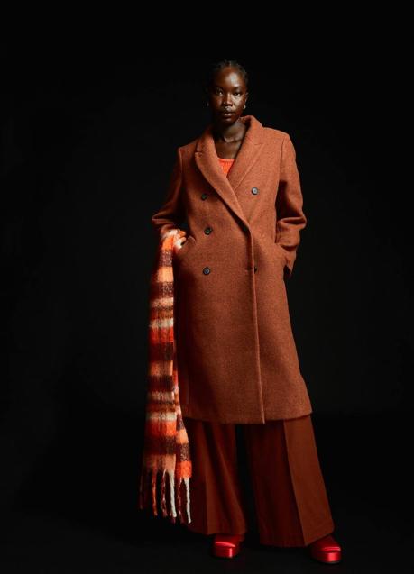 Imagen - Abrigo masculino en tono teja 