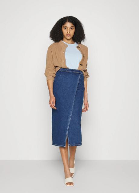 Imagen - Falda larga vaquera de Moss Copenhagen, 32,95€.