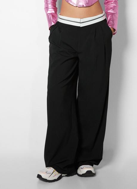 Imagen - Los pantalones negros de Bershka.