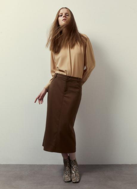 Imagen - Falda de tubo marrón, 35,99 euros en Sfera.