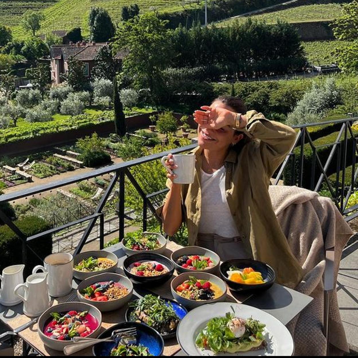 Una dieta baja en calorías es la base para perder la grasa localizada
