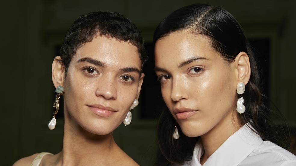 Sérums y cremas con ácido kójico, el ingrediente que borra las manchas y consigue una piel uniforme