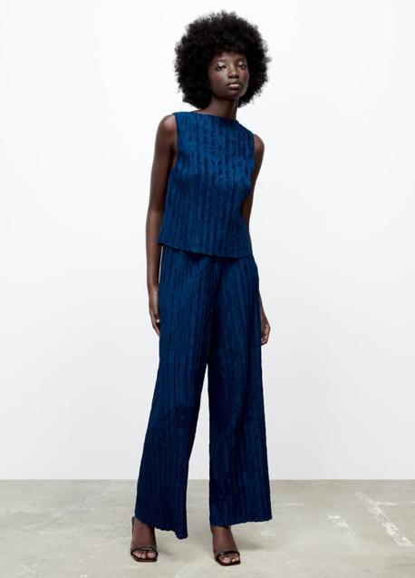 Imagen - El conjunto azul de Zara.