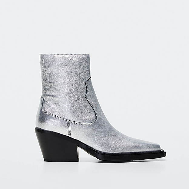 Los botines de Mango.