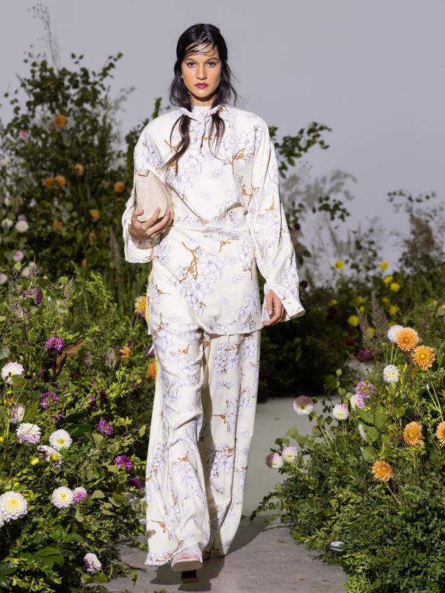 Moisés Nieto presenta SIESTA, inspirada en el lujo del descanso mediante la artesanía y la sostenibilidad