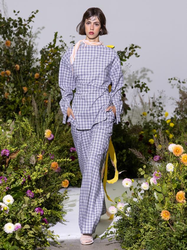 Moisés Nieto presenta SIESTA, inspirada en el lujo del descanso mediante la artesanía y la sostenibilidad